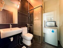 Suites @ Eastcoast (D15), Condominium #566575031